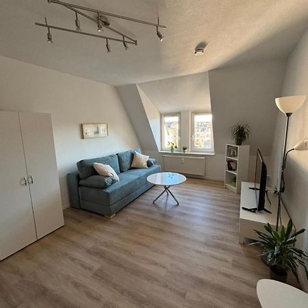 Limabach - Oberfrohna 1 Raum Dachgeschosswohnung In Ruhiger Lage מראה חיצוני תמונה