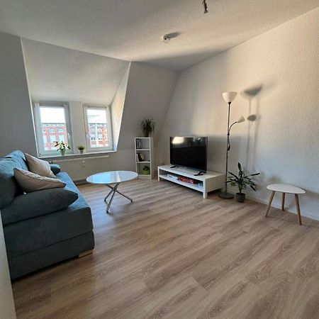 Limabach - Oberfrohna 1 Raum Dachgeschosswohnung In Ruhiger Lage מראה חיצוני תמונה