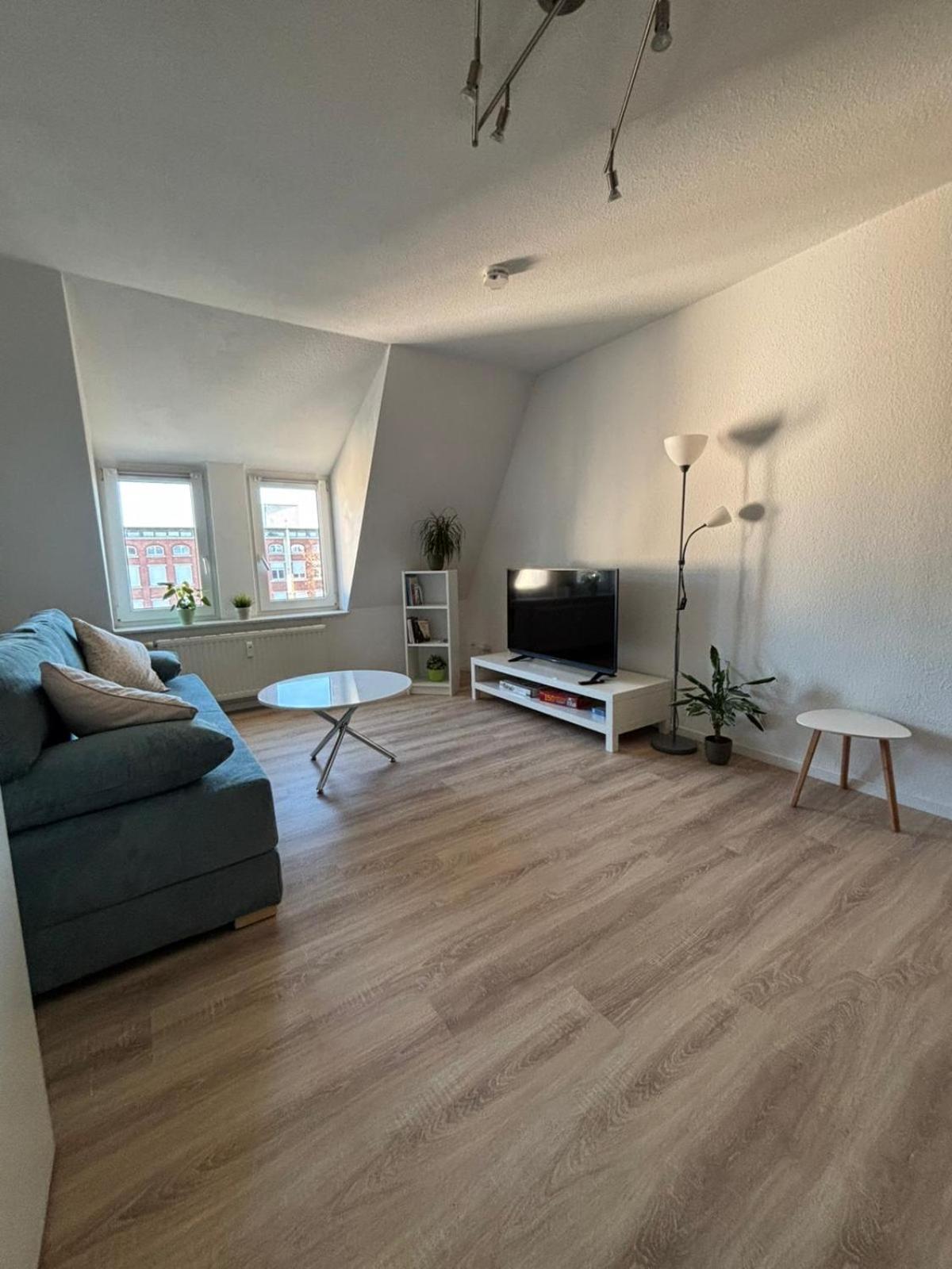 Limabach - Oberfrohna 1 Raum Dachgeschosswohnung In Ruhiger Lage מראה חיצוני תמונה